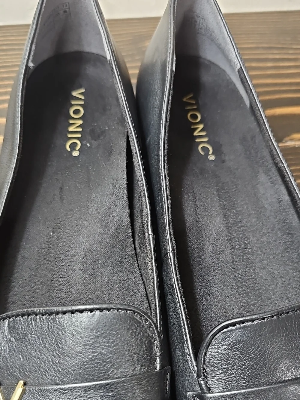 Vionic Hayes Loafer Black Leather Women's